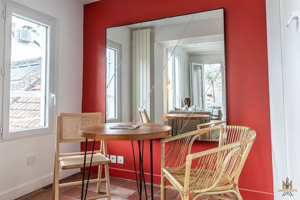 Apartment Montmartre, Patio! Sacre-coeur! Stylish Duplex!