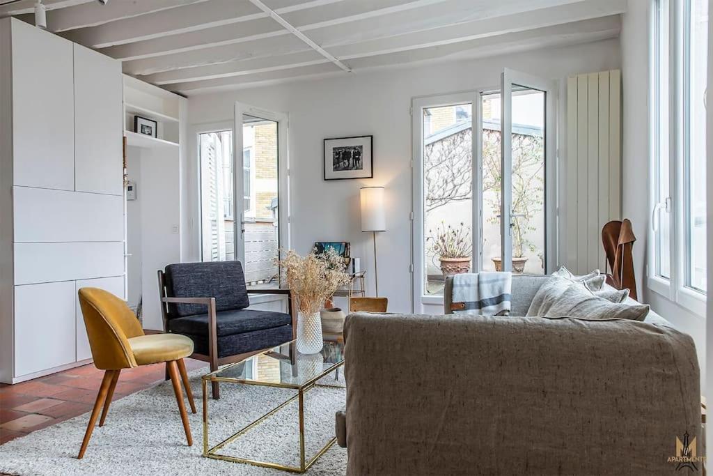 Montmartre, Patio! Sacre-coeur! Stylish Duplex! Apartment Paris